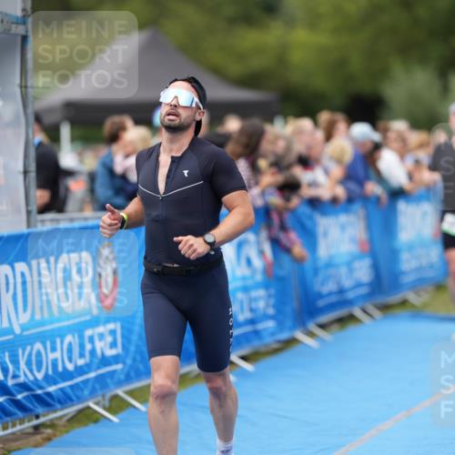 30.08.2026 - Elbe Triathlon Hamburg LAZAROV Photography http://msf.ph/oto/10027735 30.08.2026 11:16:26 Ziel 537, 623, 1000, 1120, 1140 meine-sportfotos.de