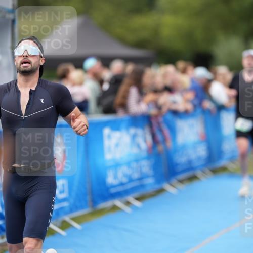 30.08.2026 - Elbe Triathlon Hamburg LAZAROV Photography http://msf.ph/oto/10027736 30.08.2026 11:16:26 Ziel 537, 623, 1000, 1120, 1140 meine-sportfotos.de