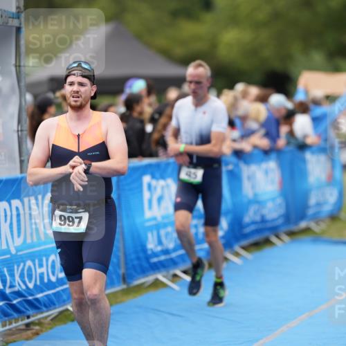 30.08.2026 - Elbe Triathlon Hamburg LAZAROV Photography http://msf.ph/oto/10027741 30.08.2026 11:16:59 Ziel 435, 526, 631, 997 meine-sportfotos.de