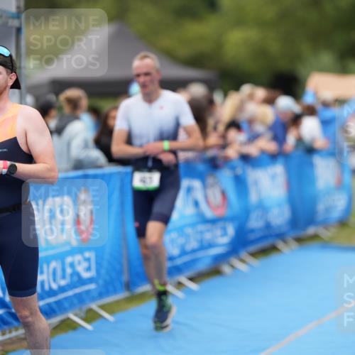 30.08.2026 - Elbe Triathlon Hamburg LAZAROV Photography http://msf.ph/oto/10027742 30.08.2026 11:16:59 Ziel 435, 526, 631, 997 meine-sportfotos.de