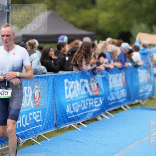 30.08.2026 - Elbe Triathlon Hamburg LAZAROV Photography http://msf.ph/oto/10027744 30.08.2026 11:17:00 Ziel 435, 526, 631, 997, 1004 meine-sportfotos.de