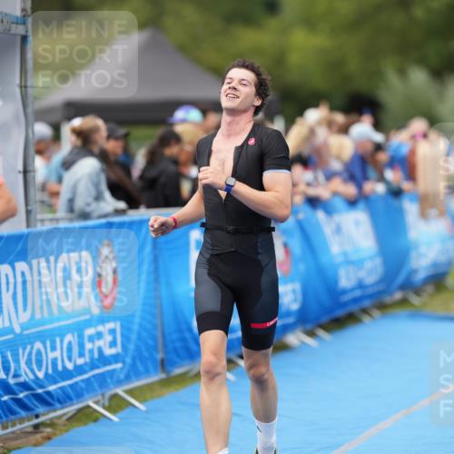 30.08.2026 - Elbe Triathlon Hamburg LAZAROV Photography http://msf.ph/oto/10027756 30.08.2026 11:17:10 Ziel 451, 631, 791, 1004, 1028 meine-sportfotos.de