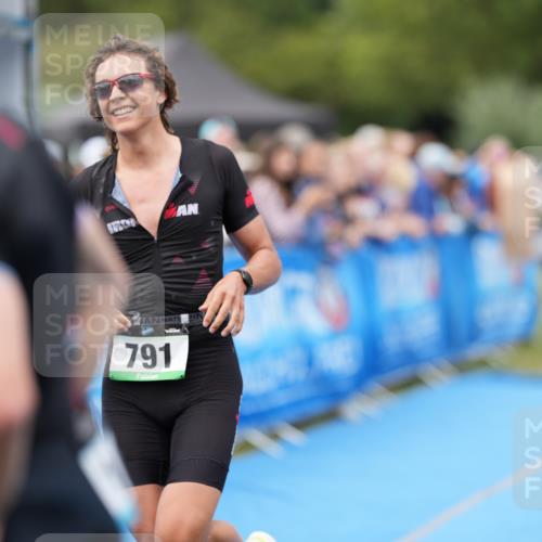 30.08.2026 - Elbe Triathlon Hamburg LAZAROV Photography http://msf.ph/oto/10027760 30.08.2026 11:17:19 Ziel 791 meine-sportfotos.de