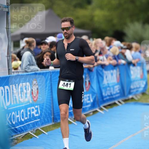 30.08.2026 - Elbe Triathlon Hamburg LAZAROV Photography http://msf.ph/oto/10027773 30.08.2026 11:17:56 Ziel 441 meine-sportfotos.de