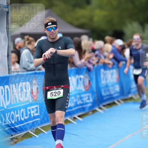 30.08.2026 - Elbe Triathlon Hamburg LAZAROV Photography http://msf.ph/oto/10027784 30.08.2026 11:18:22 Ziel 520, 548, 577, 1052 meine-sportfotos.de