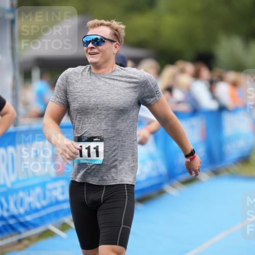 30.08.2026 - Elbe Triathlon Hamburg LAZAROV Photography http://msf.ph/oto/10027829 30.08.2026 11:19:42 Ziel 667, 704, 1091, 1108, 1111 meine-sportfotos.de