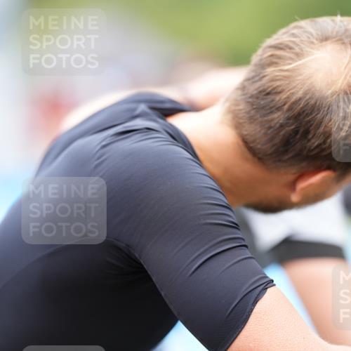 30.08.2026 - Elbe Triathlon Hamburg LAZAROV Photography http://msf.ph/oto/10027859 30.08.2026 11:20:39 Ziel 886, 1059, 1101 meine-sportfotos.de
