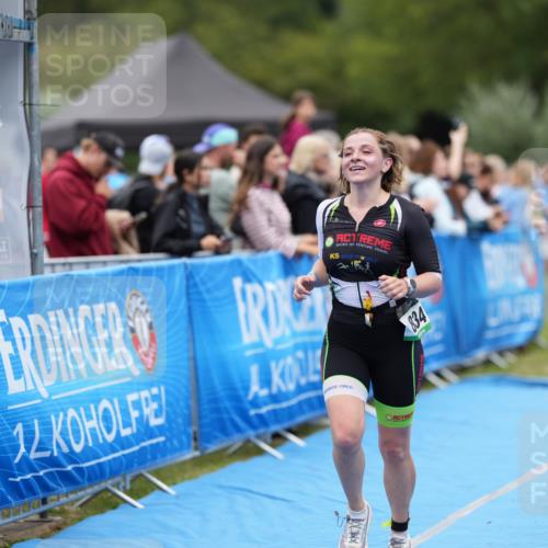 30.08.2026 - Elbe Triathlon Hamburg LAZAROV Photography http://msf.ph/oto/10027886 30.08.2026 11:21:24 Ziel 834 meine-sportfotos.de
