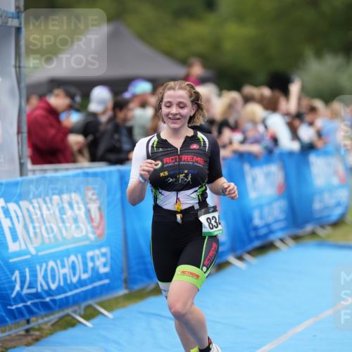 30.08.2026 - Elbe Triathlon Hamburg LAZAROV Photography http://msf.ph/oto/10027887 30.08.2026 11:21:25 Ziel 834 meine-sportfotos.de