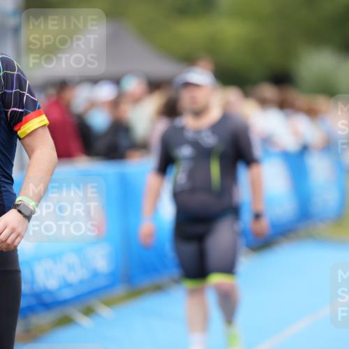 30.08.2026 - Elbe Triathlon Hamburg LAZAROV Photography http://msf.ph/oto/10027903 30.08.2026 11:21:48 Ziel 283, 400, 561, 585, 991 meine-sportfotos.de