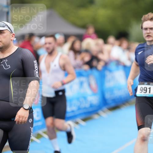 30.08.2026 - Elbe Triathlon Hamburg LAZAROV Photography http://msf.ph/oto/10027905 30.08.2026 11:21:52 Ziel 283, 561, 585, 991, 1063 meine-sportfotos.de