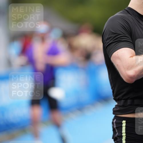 30.08.2026 - Elbe Triathlon Hamburg LAZAROV Photography http://msf.ph/oto/10027917 30.08.2026 11:22:25 Ziel 589, 1009, 1035, 1069 meine-sportfotos.de