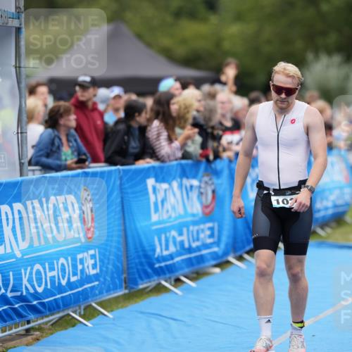 30.08.2026 - Elbe Triathlon Hamburg LAZAROV Photography http://msf.ph/oto/10027951 30.08.2026 11:23:34 Ziel 403, 404, 1023, 1232 meine-sportfotos.de