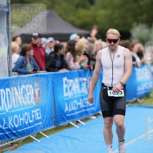 30.08.2026 - Elbe Triathlon Hamburg LAZAROV Photography http://msf.ph/oto/10027952 30.08.2026 11:23:35 Ziel 403, 404, 1023, 1232 meine-sportfotos.de