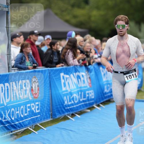 30.08.2026 - Elbe Triathlon Hamburg LAZAROV Photography http://msf.ph/oto/10027956 30.08.2026 11:23:46 Ziel 988, 1015, 1138 meine-sportfotos.de