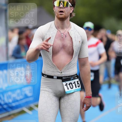30.08.2026 - Elbe Triathlon Hamburg LAZAROV Photography http://msf.ph/oto/10027959 30.08.2026 11:23:50 Ziel 988, 1006, 1015, 1104, 1138 meine-sportfotos.de