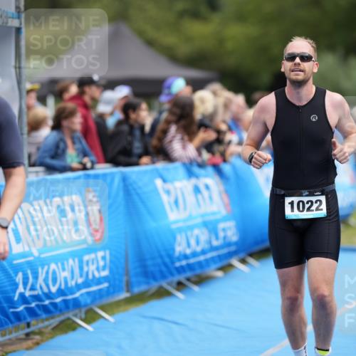 30.08.2026 - Elbe Triathlon Hamburg LAZAROV Photography http://msf.ph/oto/10027990 30.08.2026 11:24:27 Ziel 674, 898, 1022, 1073 meine-sportfotos.de