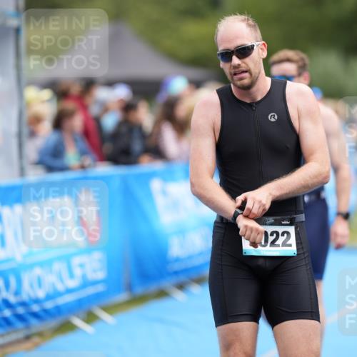 30.08.2026 - Elbe Triathlon Hamburg LAZAROV Photography http://msf.ph/oto/10027994 30.08.2026 11:24:28 Ziel 674, 898, 1022, 1073 meine-sportfotos.de