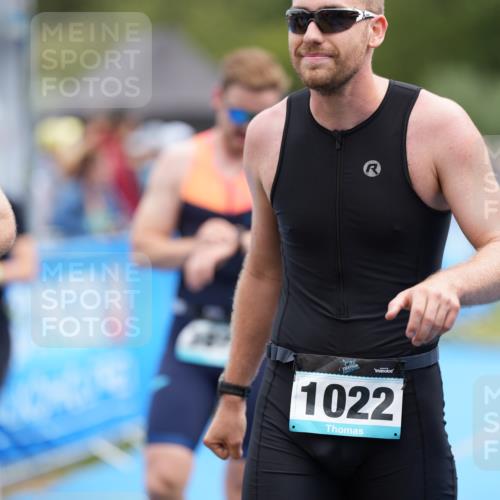 30.08.2026 - Elbe Triathlon Hamburg LAZAROV Photography http://msf.ph/oto/10027997 30.08.2026 11:24:30 Ziel 898, 1022, 1073 meine-sportfotos.de