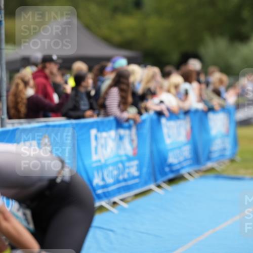 30.08.2026 - Elbe Triathlon Hamburg LAZAROV Photography http://msf.ph/oto/10028041 30.08.2026 11:26:18 Ziel 1079, 1198, 1217, 1292 meine-sportfotos.de
