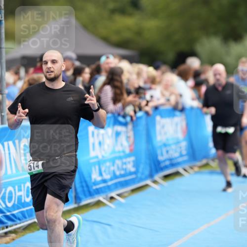 30.08.2026 - Elbe Triathlon Hamburg LAZAROV Photography http://msf.ph/oto/10028049 30.08.2026 11:26:33 Ziel 457, 514, 782, 1249 meine-sportfotos.de