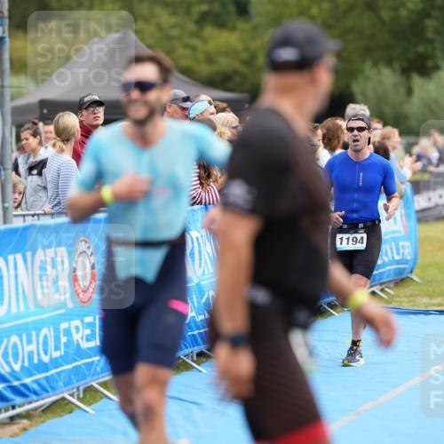 30.08.2026 - Elbe Triathlon Hamburg LAZAROV Photography http://msf.ph/oto/10028070 30.08.2026 11:27:05 Ziel 702, 1110, 1172, 1194 meine-sportfotos.de