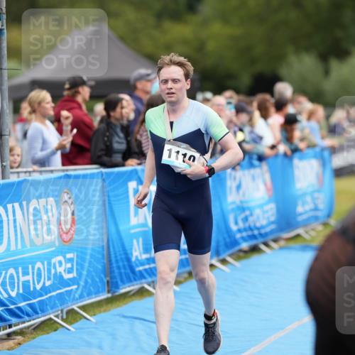30.08.2026 - Elbe Triathlon Hamburg LAZAROV Photography http://msf.ph/oto/10028074 30.08.2026 11:27:09 Ziel 1110, 1172, 1194, 1320 meine-sportfotos.de
