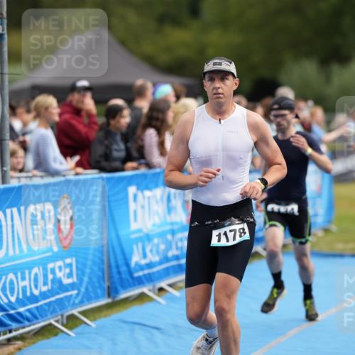 30.08.2026 - Elbe Triathlon Hamburg LAZAROV Photography http://msf.ph/oto/10028080 30.08.2026 11:27:32 Ziel 672, 1121, 1134, 1178 meine-sportfotos.de