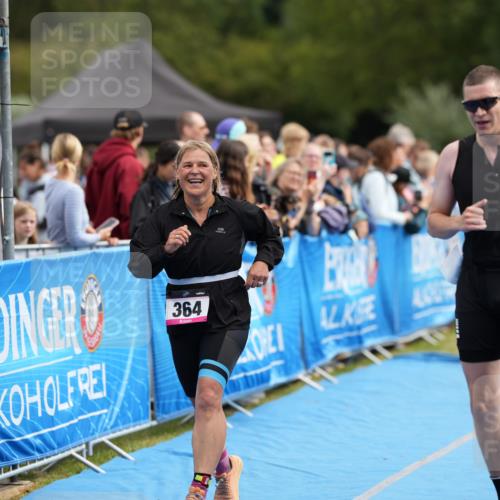 30.08.2026 - Elbe Triathlon Hamburg LAZAROV Photography http://msf.ph/oto/10028089 30.08.2026 11:27:45 Ziel 364, 1074 meine-sportfotos.de