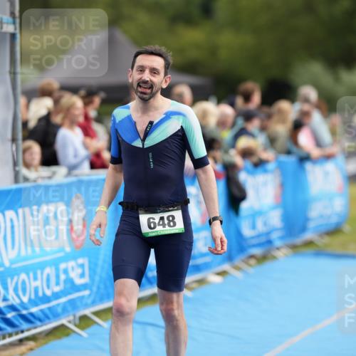 30.08.2026 - Elbe Triathlon Hamburg LAZAROV Photography http://msf.ph/oto/10028134 30.08.2026 11:29:27 Ziel 648, 749, 1078, 1183 meine-sportfotos.de