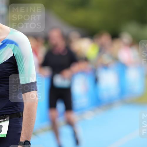 30.08.2026 - Elbe Triathlon Hamburg LAZAROV Photography http://msf.ph/oto/10028137 30.08.2026 11:29:32 Ziel 749, 1078, 1183 meine-sportfotos.de