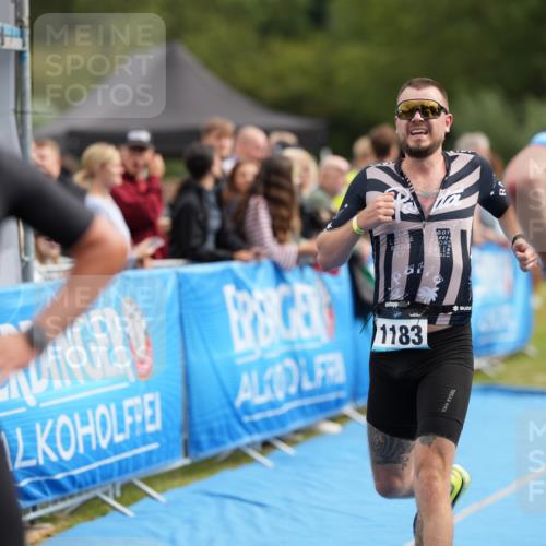 30.08.2026 - Elbe Triathlon Hamburg LAZAROV Photography http://msf.ph/oto/10028139 30.08.2026 11:29:35 Ziel 659, 749, 1078, 1183 meine-sportfotos.de