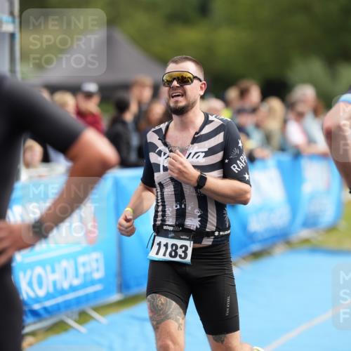 30.08.2026 - Elbe Triathlon Hamburg LAZAROV Photography http://msf.ph/oto/10028140 30.08.2026 11:29:35 Ziel 659, 749, 1078, 1183 meine-sportfotos.de