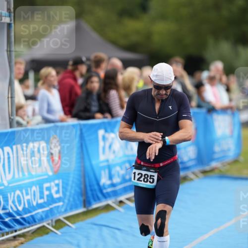 30.08.2026 - Elbe Triathlon Hamburg LAZAROV Photography http://msf.ph/oto/10028158 30.08.2026 11:30:16 Ziel 798, 1081, 1285 meine-sportfotos.de