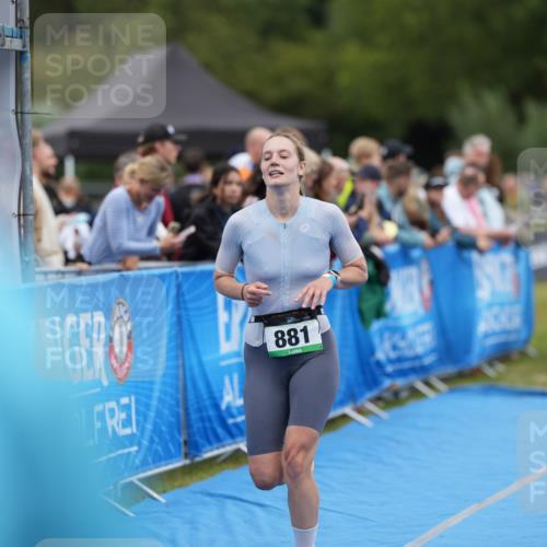 30.08.2026 - Elbe Triathlon Hamburg LAZAROV Photography http://msf.ph/oto/10028195 30.08.2026 11:31:47 Ziel 711, 881, 1308, 1348 meine-sportfotos.de