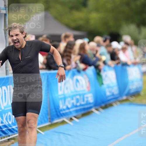 30.08.2026 - Elbe Triathlon Hamburg LAZAROV Photography http://msf.ph/oto/10028209 30.08.2026 11:32:14 Ziel 716, 729, 1026, 1170, 1369 meine-sportfotos.de