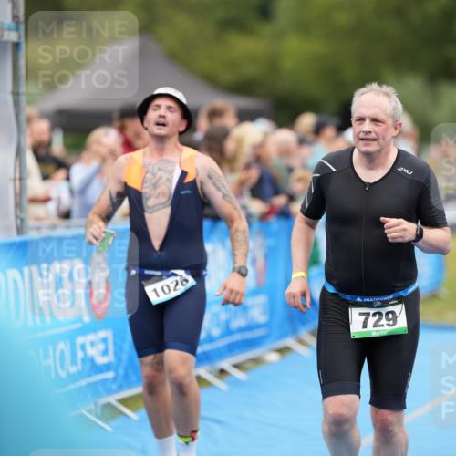 30.08.2026 - Elbe Triathlon Hamburg LAZAROV Photography http://msf.ph/oto/10028212 30.08.2026 11:32:18 Ziel 716, 729, 1026, 1369, 1438 meine-sportfotos.de