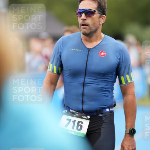 30.08.2026 - Elbe Triathlon Hamburg LAZAROV Photography http://msf.ph/oto/10028215 30.08.2026 11:32:22 Ziel 716, 1369, 1438 meine-sportfotos.de