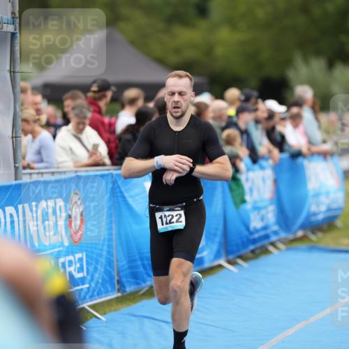 30.08.2026 - Elbe Triathlon Hamburg LAZAROV Photography http://msf.ph/oto/10028219 30.08.2026 11:32:31 Ziel 509, 690, 1086, 1189, 1222 meine-sportfotos.de
