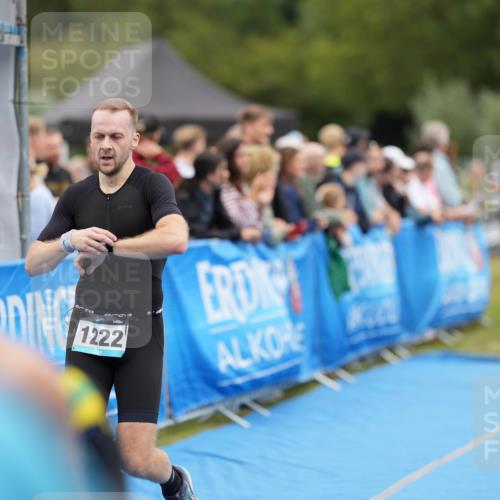 30.08.2026 - Elbe Triathlon Hamburg LAZAROV Photography http://msf.ph/oto/10028220 30.08.2026 11:32:31 Ziel 509, 690, 1086, 1189, 1222 meine-sportfotos.de