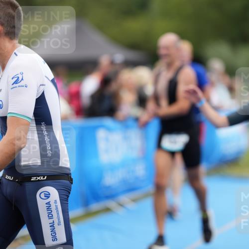 30.08.2026 - Elbe Triathlon Hamburg LAZAROV Photography http://msf.ph/oto/10028242 30.08.2026 11:33:35 Ziel 843, 1126, 1289, 1313 meine-sportfotos.de