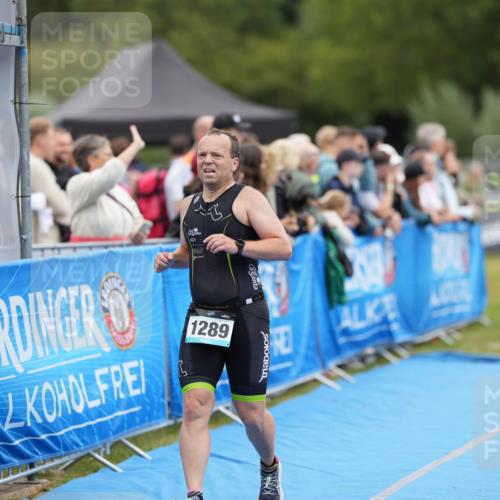 30.08.2026 - Elbe Triathlon Hamburg LAZAROV Photography http://msf.ph/oto/10028246 30.08.2026 11:33:41 Ziel 1289 meine-sportfotos.de