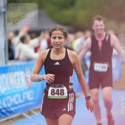 30.08.2026 - Elbe Triathlon Hamburg LAZAROV Photography http://msf.ph/oto/10028265 30.08.2026 11:34:20 Ziel 570, 848, 1149, 1153, 1199 meine-sportfotos.de