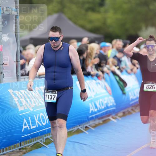 30.08.2026 - Elbe Triathlon Hamburg LAZAROV Photography http://msf.ph/oto/10028299 30.08.2026 11:35:17 Ziel 780, 826, 1137, 1318 meine-sportfotos.de