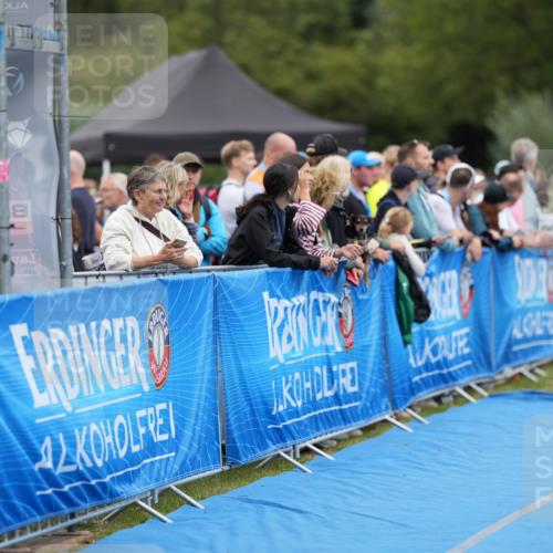 30.08.2026 - Elbe Triathlon Hamburg LAZAROV Photography http://msf.ph/oto/10028307 30.08.2026 11:35:29 Ziel 831, 1177, 1237 meine-sportfotos.de