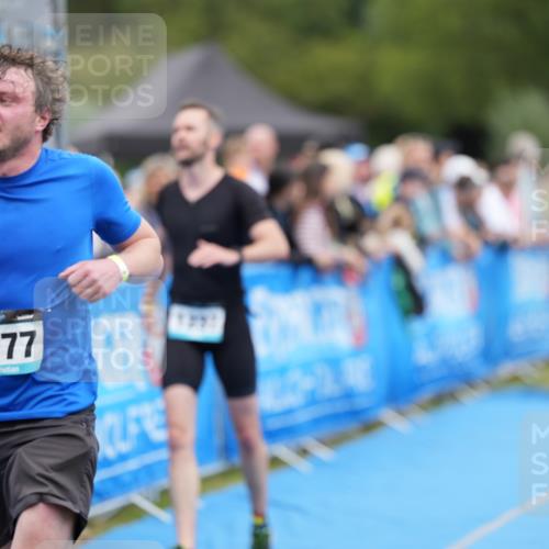 30.08.2026 - Elbe Triathlon Hamburg LAZAROV Photography http://msf.ph/oto/10028313 30.08.2026 11:35:34 Ziel 961, 1177, 1237 meine-sportfotos.de