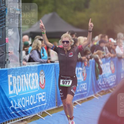 30.08.2026 - Elbe Triathlon Hamburg LAZAROV Photography http://msf.ph/oto/10028342 30.08.2026 11:36:32 Ziel 568, 882, 977 meine-sportfotos.de