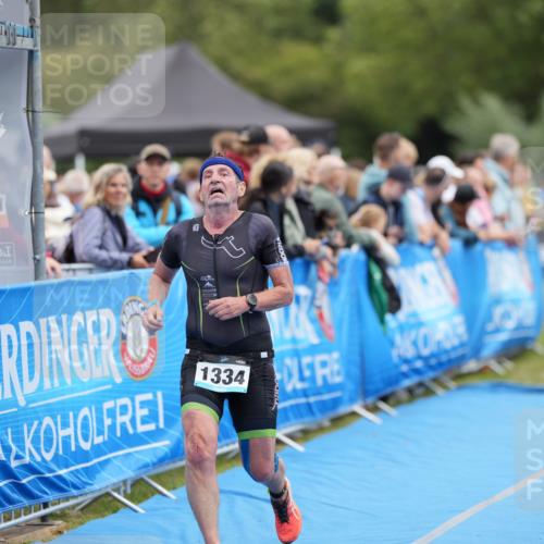 30.08.2026 - Elbe Triathlon Hamburg LAZAROV Photography http://msf.ph/oto/10028356 30.08.2026 11:37:36 Ziel 824, 1264, 1334, 1440 meine-sportfotos.de