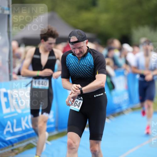 30.08.2026 - Elbe Triathlon Hamburg LAZAROV Photography http://msf.ph/oto/10028362 30.08.2026 11:37:44 Ziel 757, 1264, 1385, 1440 meine-sportfotos.de