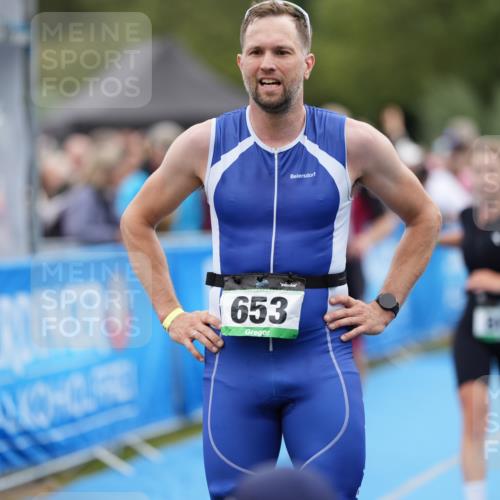 30.08.2026 - Elbe Triathlon Hamburg LAZAROV Photography http://msf.ph/oto/10028388 30.08.2026 11:38:20 Ziel 889, 1335, 1422 meine-sportfotos.de